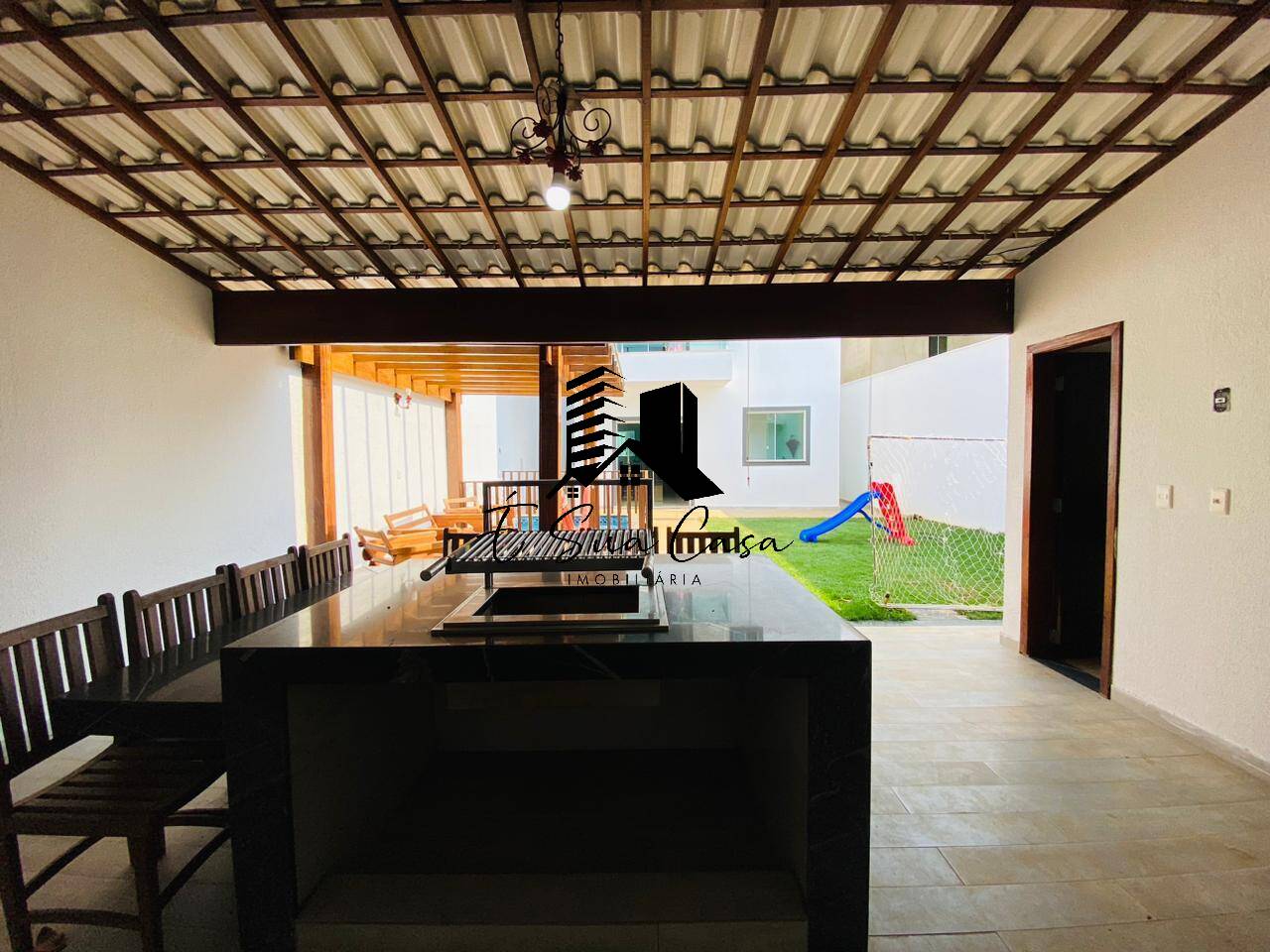 Casa à venda com 3 quartos, 210m² - Foto 17