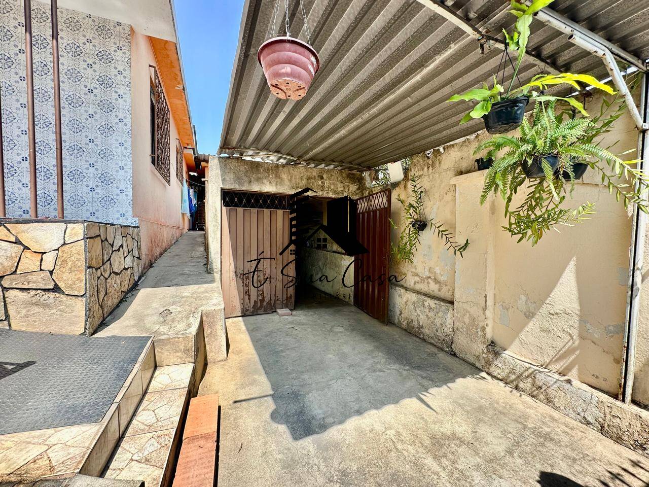 Casa à venda com 3 quartos, 360m² - Foto 3