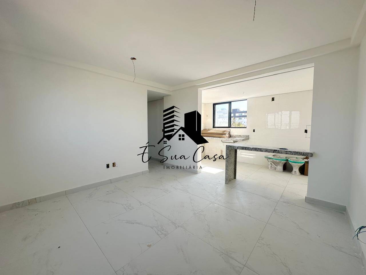 Apartamento à venda com 2 quartos, 63m² - Foto 5