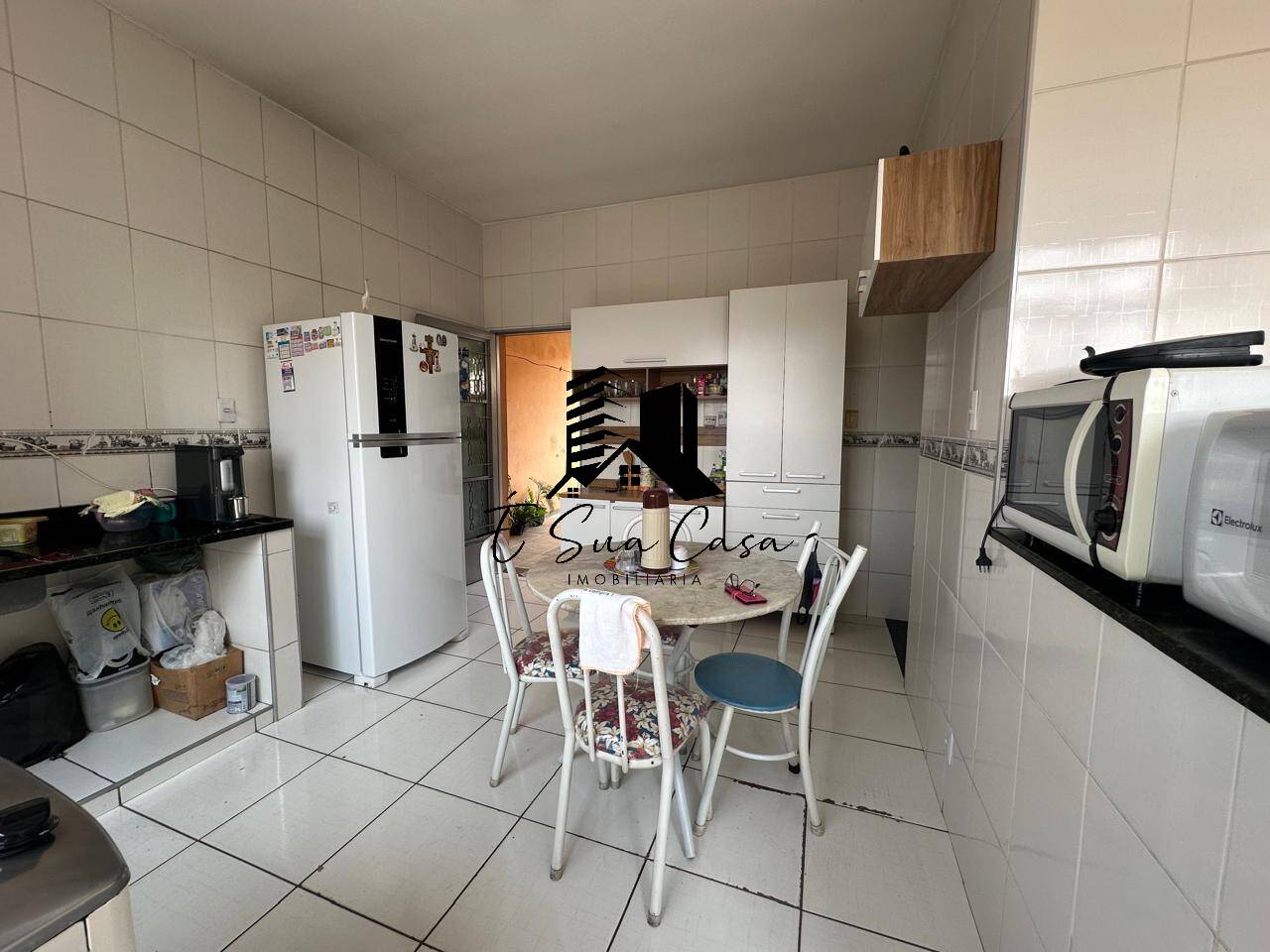 Casa à venda com 3 quartos, 360m² - Foto 11