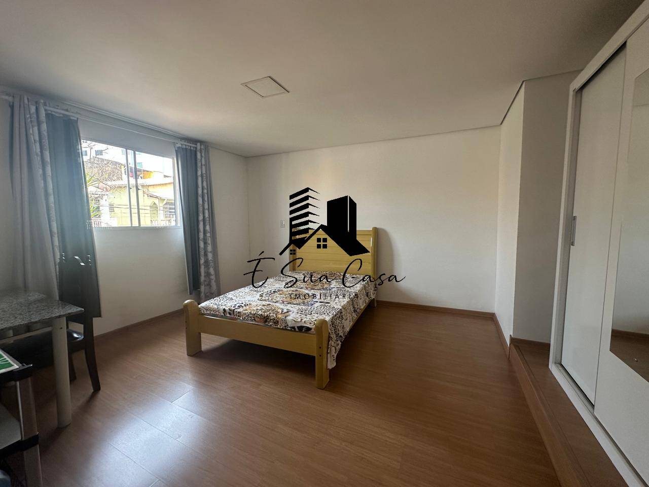 Casa à venda com 3 quartos, 360m² - Foto 17