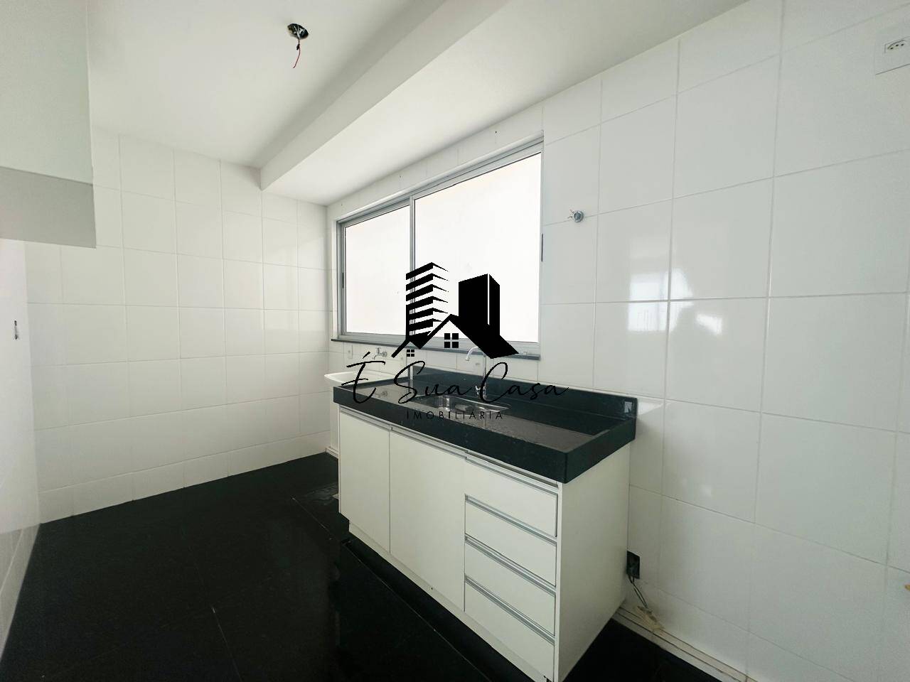 Apartamento à venda com 2 quartos, 120m² - Foto 4