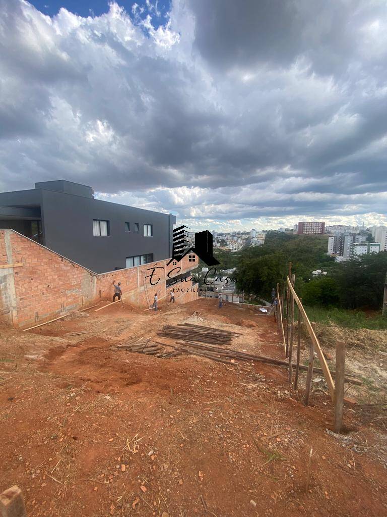 Casa à venda com 4 quartos, 463m² - Foto 8