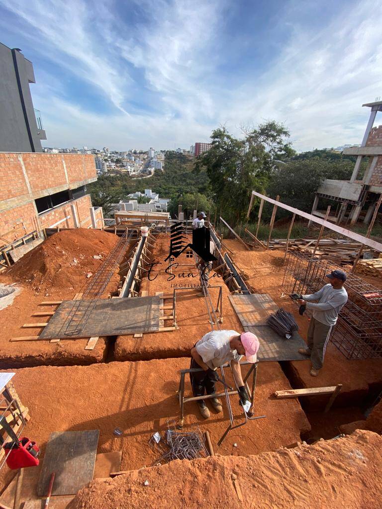 Casa à venda com 4 quartos, 463m² - Foto 12