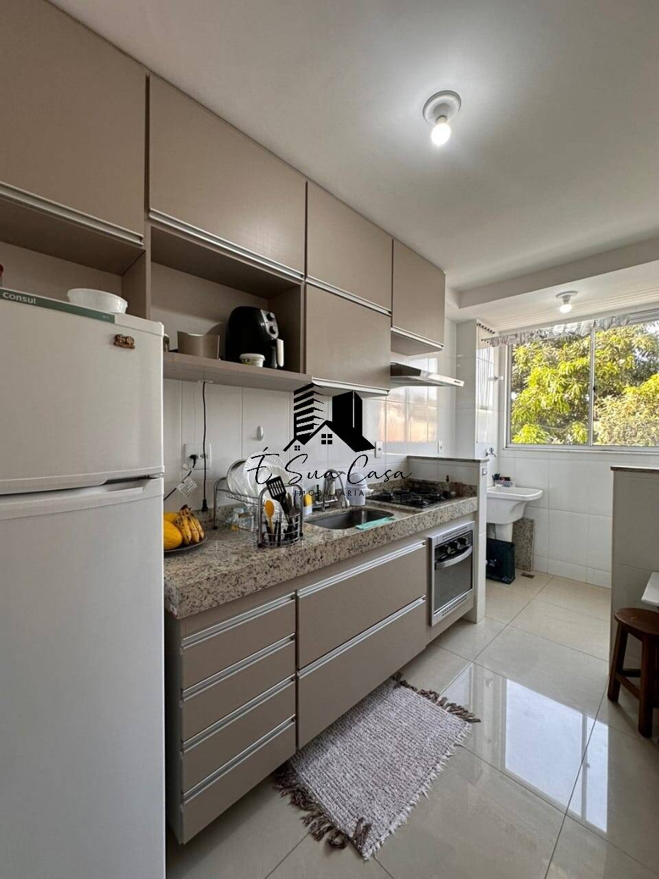 Apartamento à venda com 2 quartos, 62m² - Foto 1