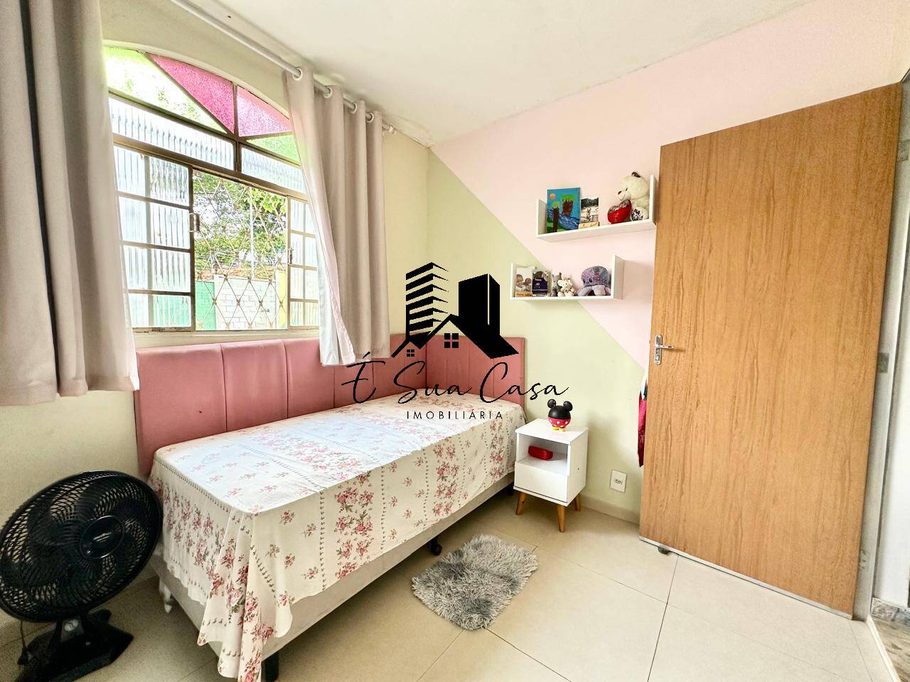 Casa à venda com 3 quartos, 300m² - Foto 6