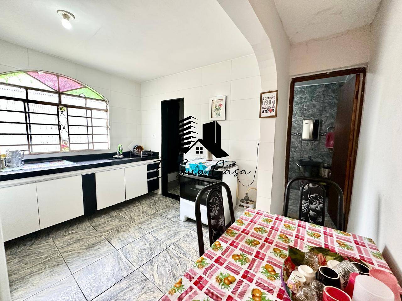 Casa à venda com 3 quartos, 300m² - Foto 9