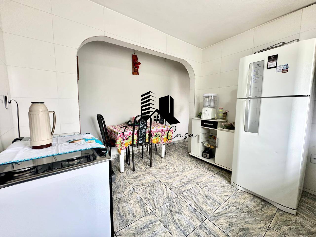 Casa à venda com 3 quartos, 300m² - Foto 10