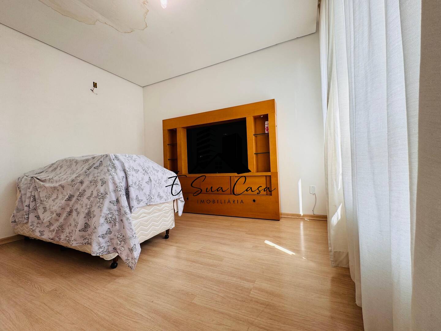 Casa à venda com 3 quartos, 250m² - Foto 32