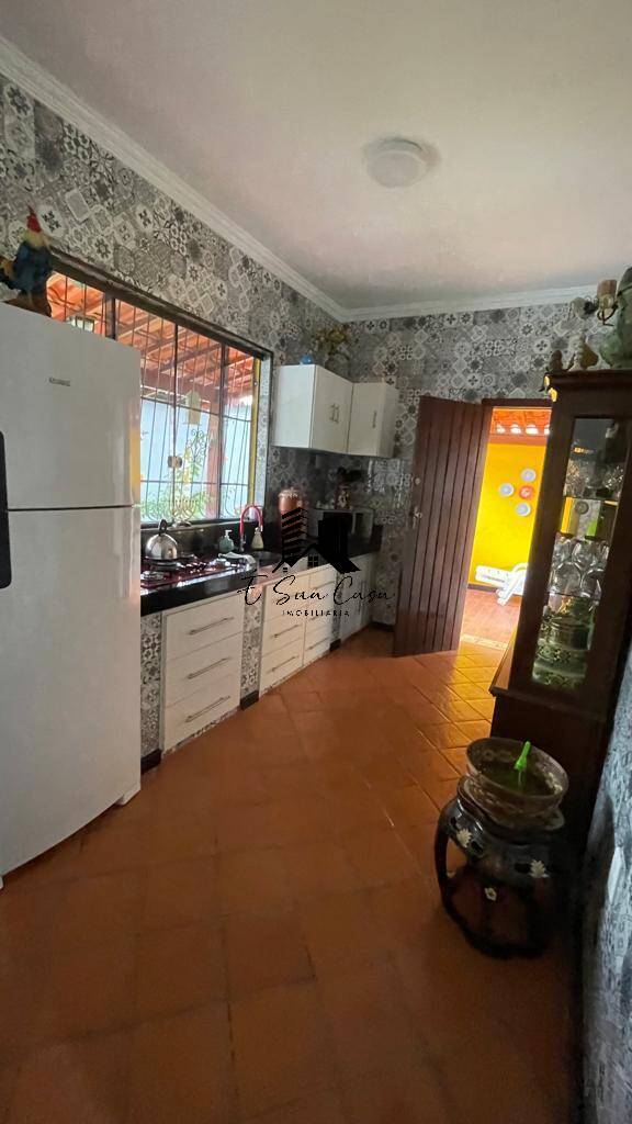 Casa à venda com 2 quartos, 115m² - Foto 13