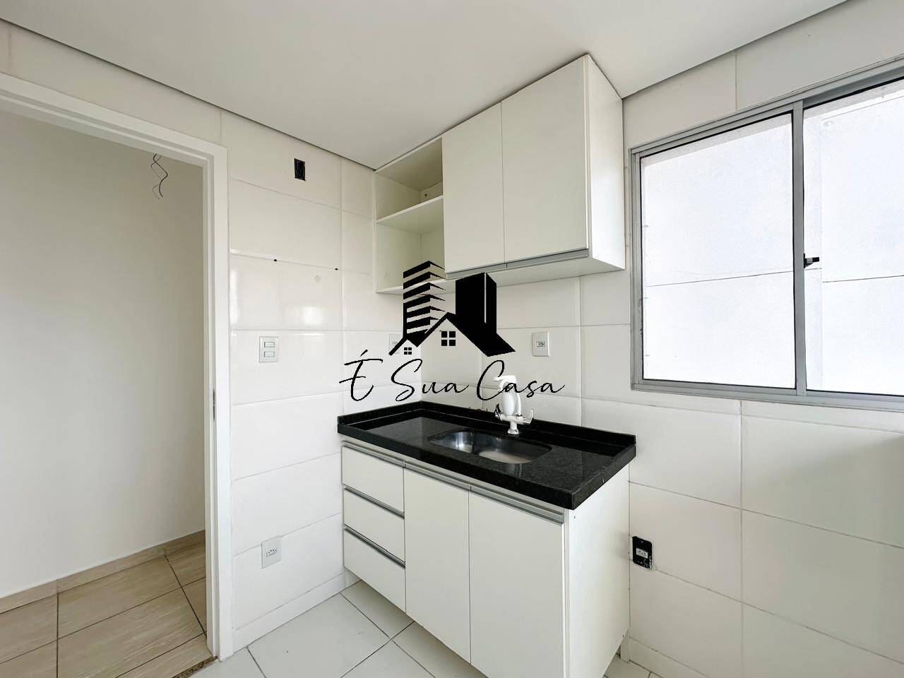 Apartamento à venda com 2 quartos, 50m² - Foto 3