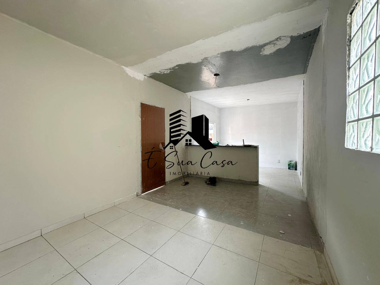 Casa à venda com 2 quartos, 180m² - Foto 18