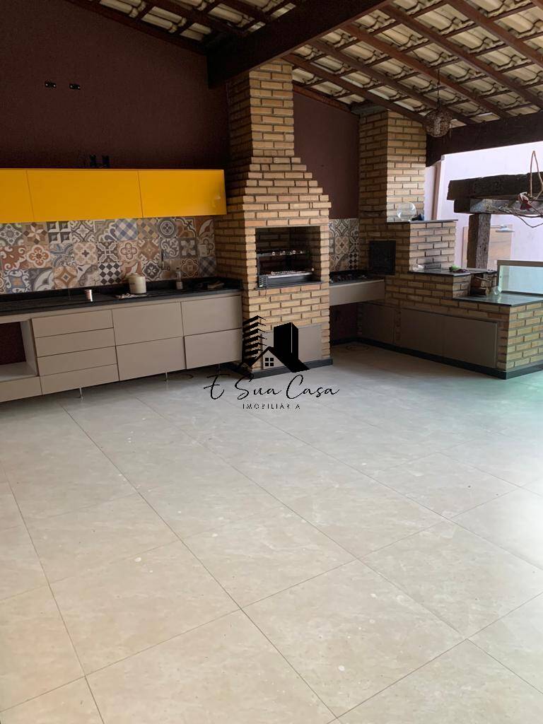 Casa à venda com 3 quartos, 220m² - Foto 9