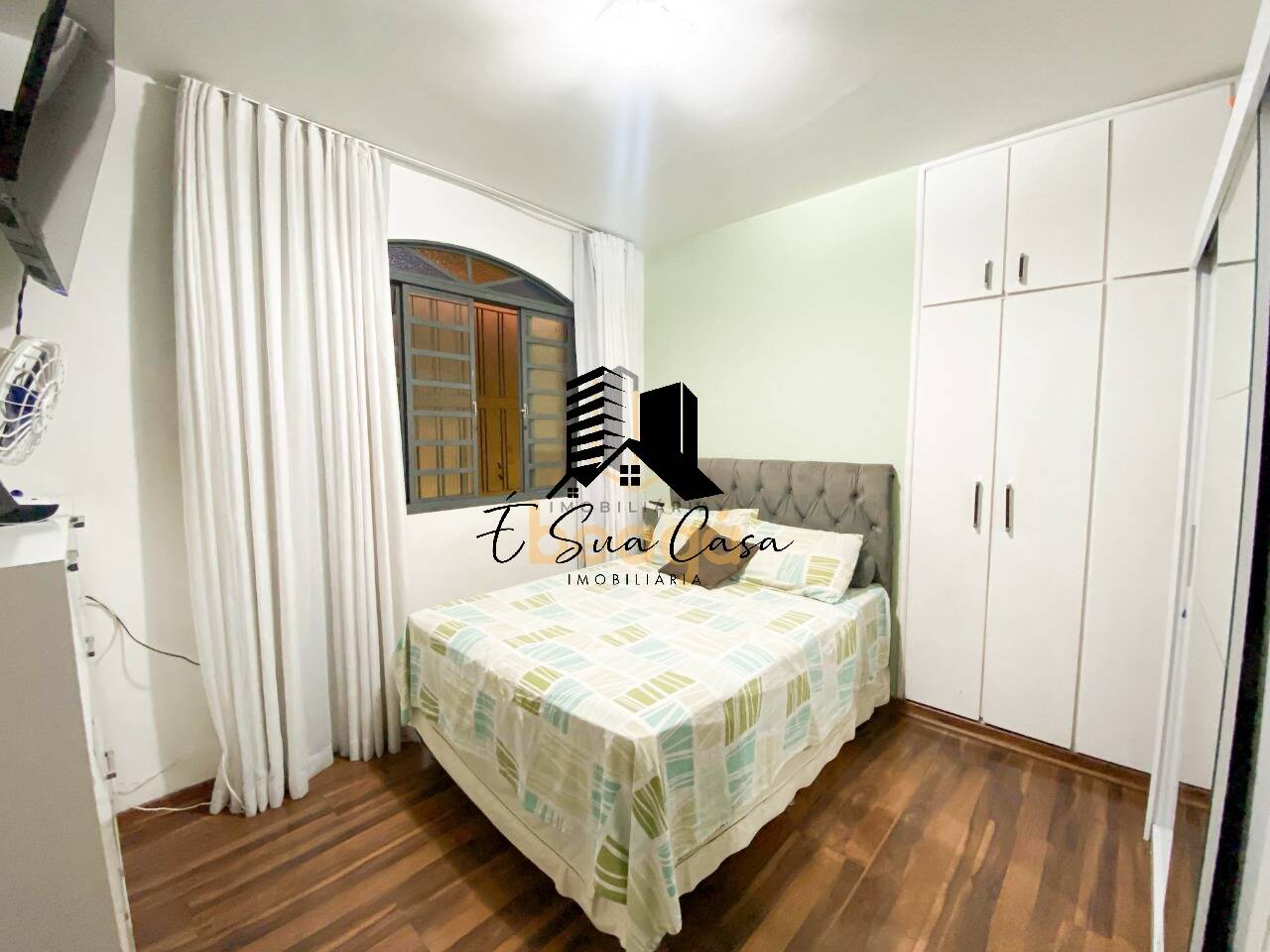 Apartamento à venda com 2 quartos, 67m² - Foto 13