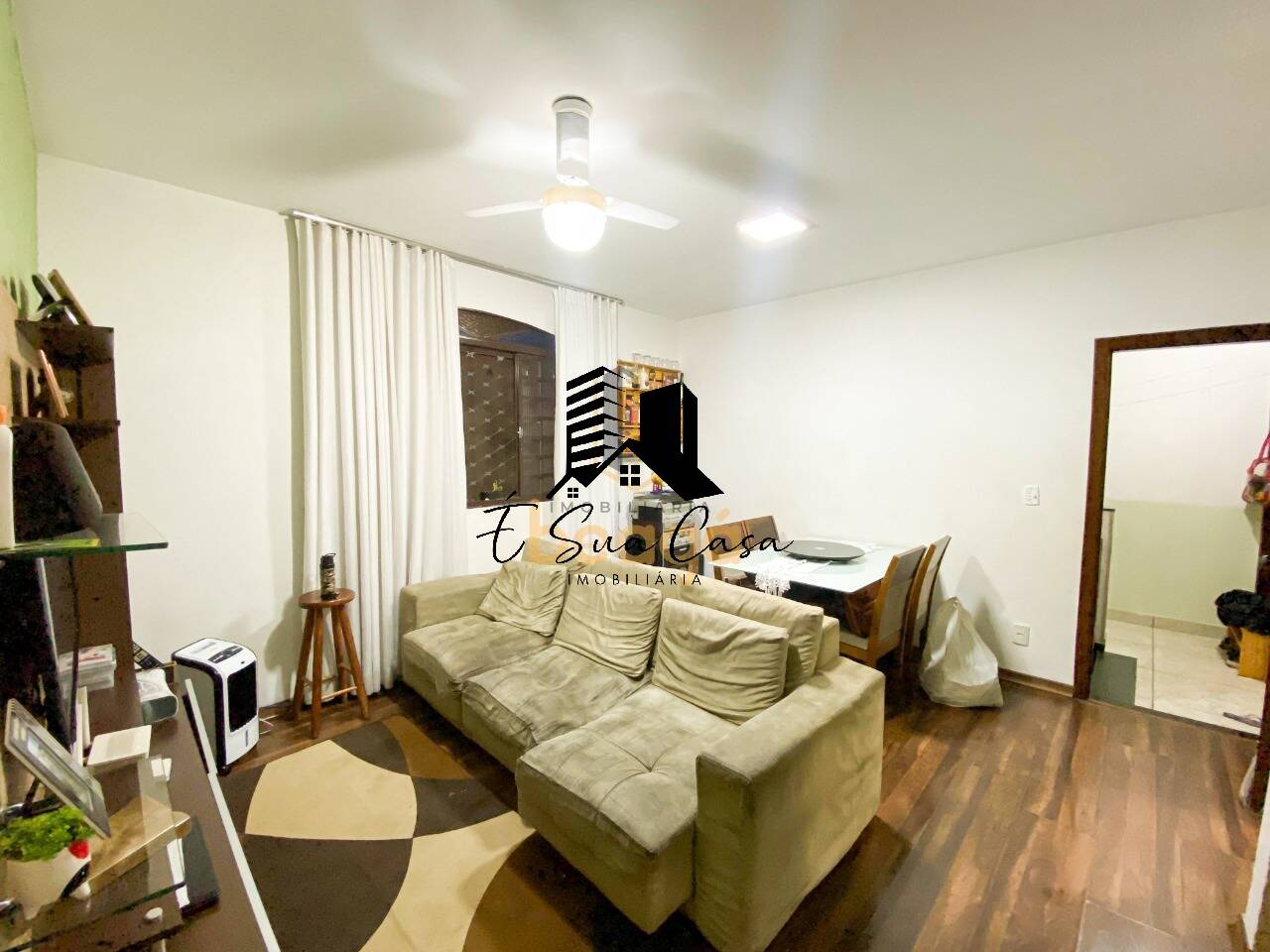 Apartamento à venda com 2 quartos, 67m² - Foto 3