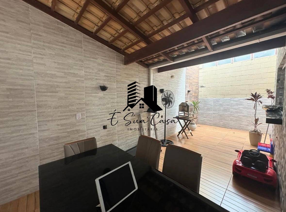 Casa à venda com 4 quartos, 160m² - Foto 9