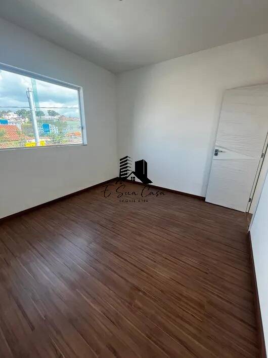 Casa à venda com 3 quartos, 105m² - Foto 11