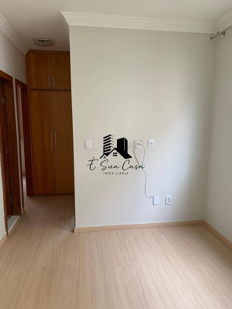 Apartamento à venda com 2 quartos, 56m² - Foto 3