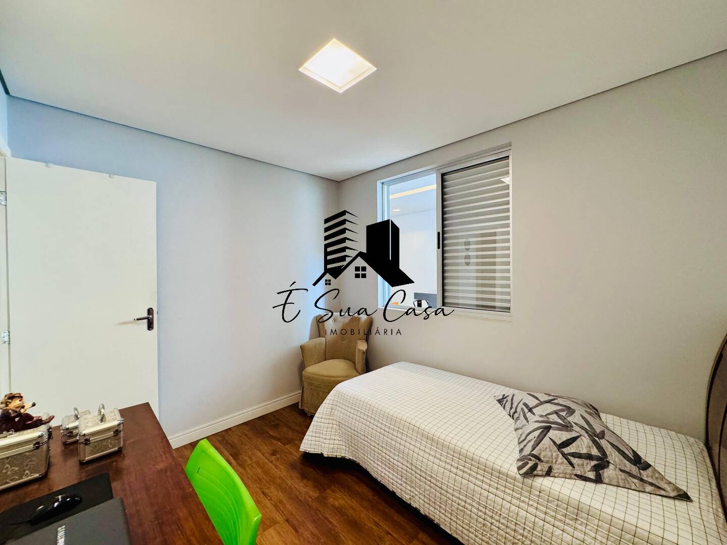 Apartamento à venda com 2 quartos, 100m² - Foto 30