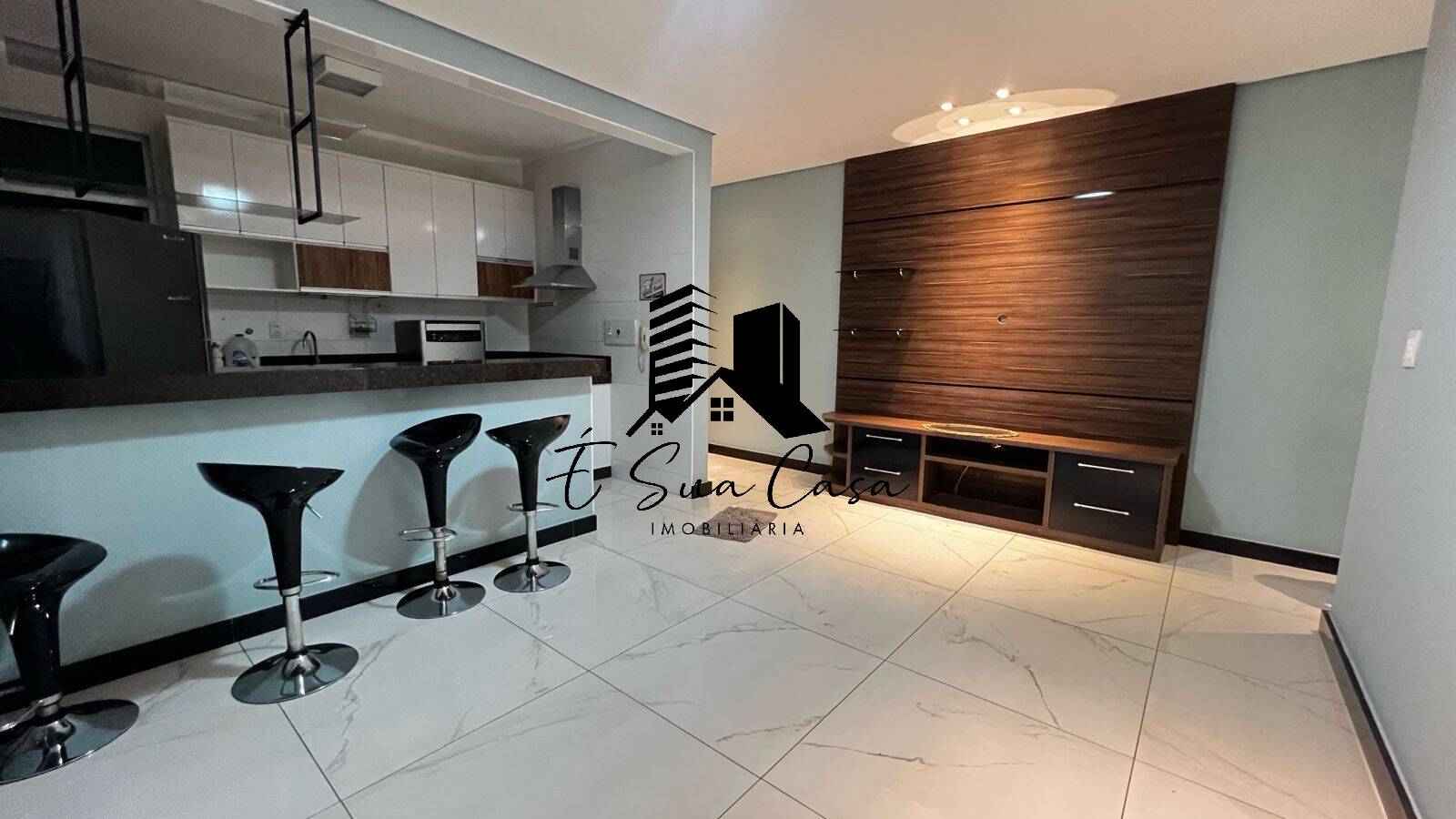 Apartamento à venda com 2 quartos, 75m² - Foto 3