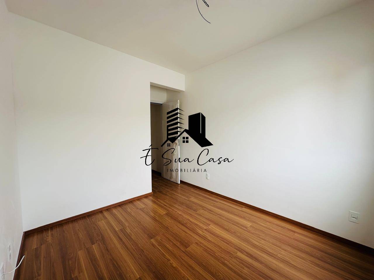 Apartamento à venda com 2 quartos, 66m² - Foto 12