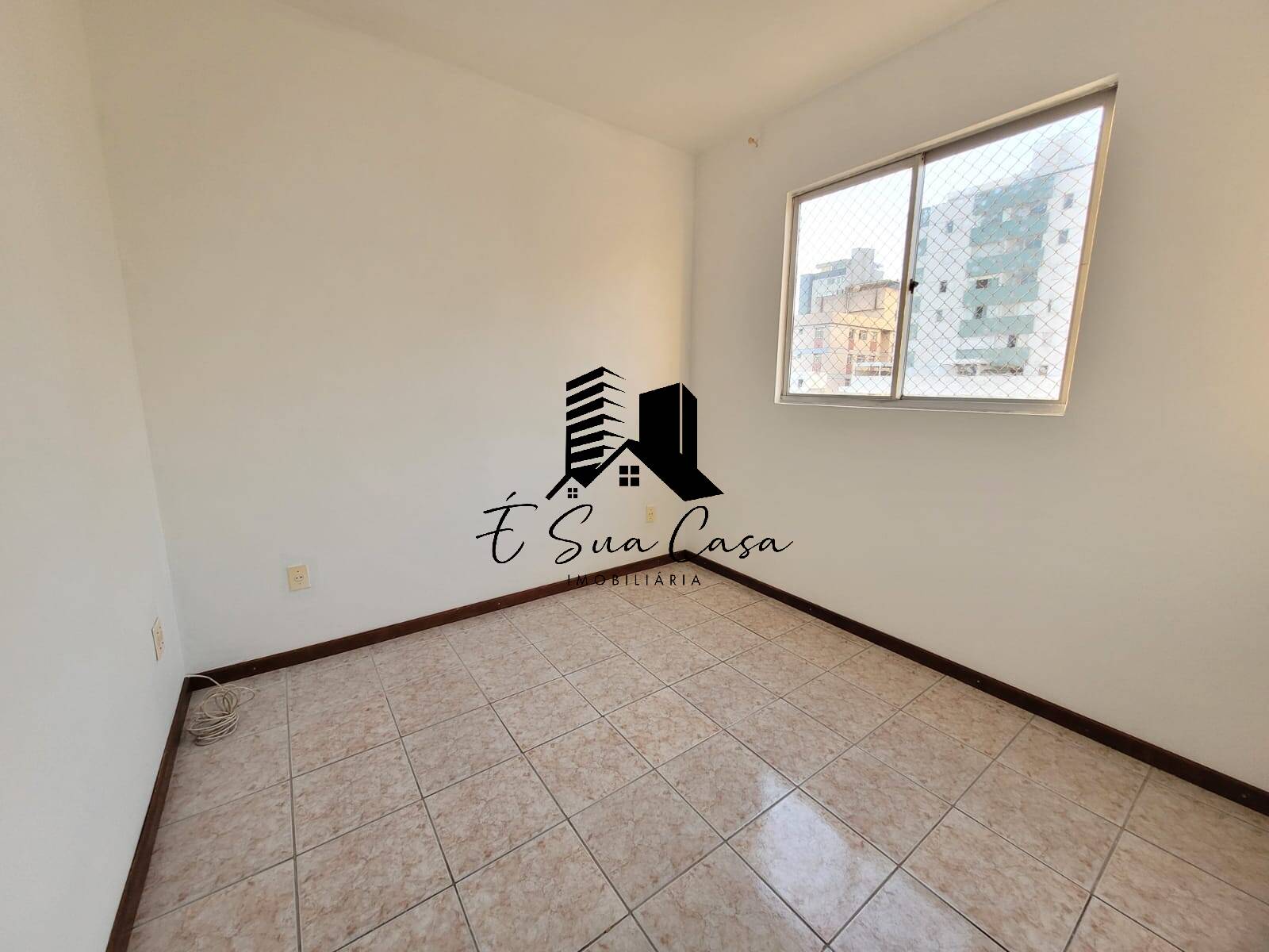 Apartamento à venda com 3 quartos, 75m² - Foto 13