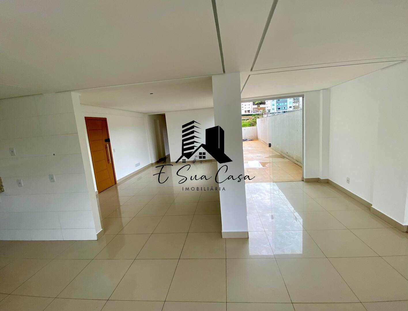 Apartamento à venda com 3 quartos, 167m² - Foto 6