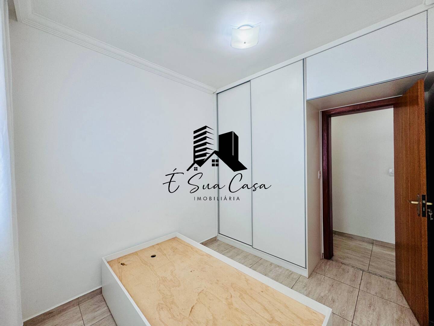 Apartamento à venda com 2 quartos, 65m² - Foto 24