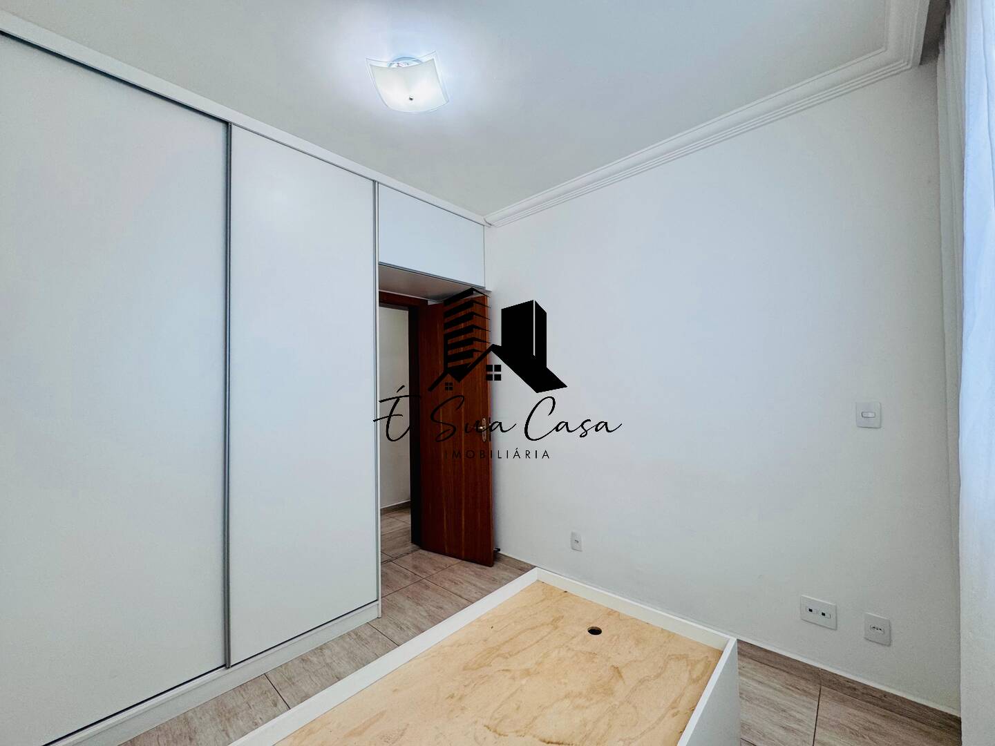 Apartamento à venda com 2 quartos, 65m² - Foto 31