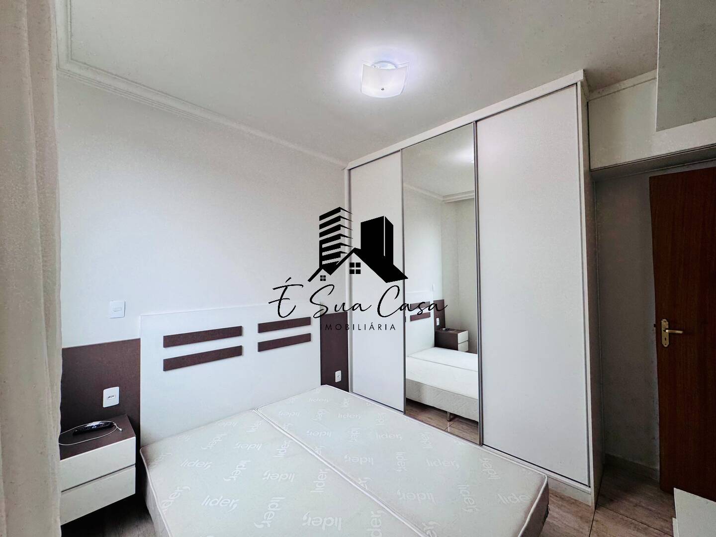 Apartamento à venda com 2 quartos, 65m² - Foto 36