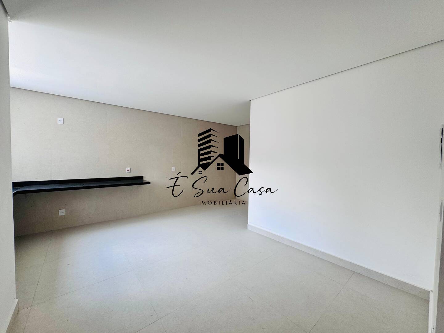 Apartamento à venda com 2 quartos, 73m² - Foto 4