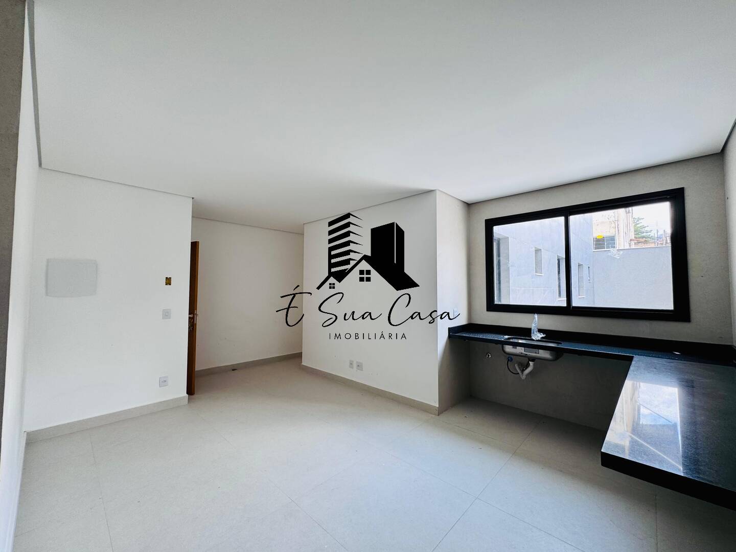 Apartamento à venda com 2 quartos, 73m² - Foto 1