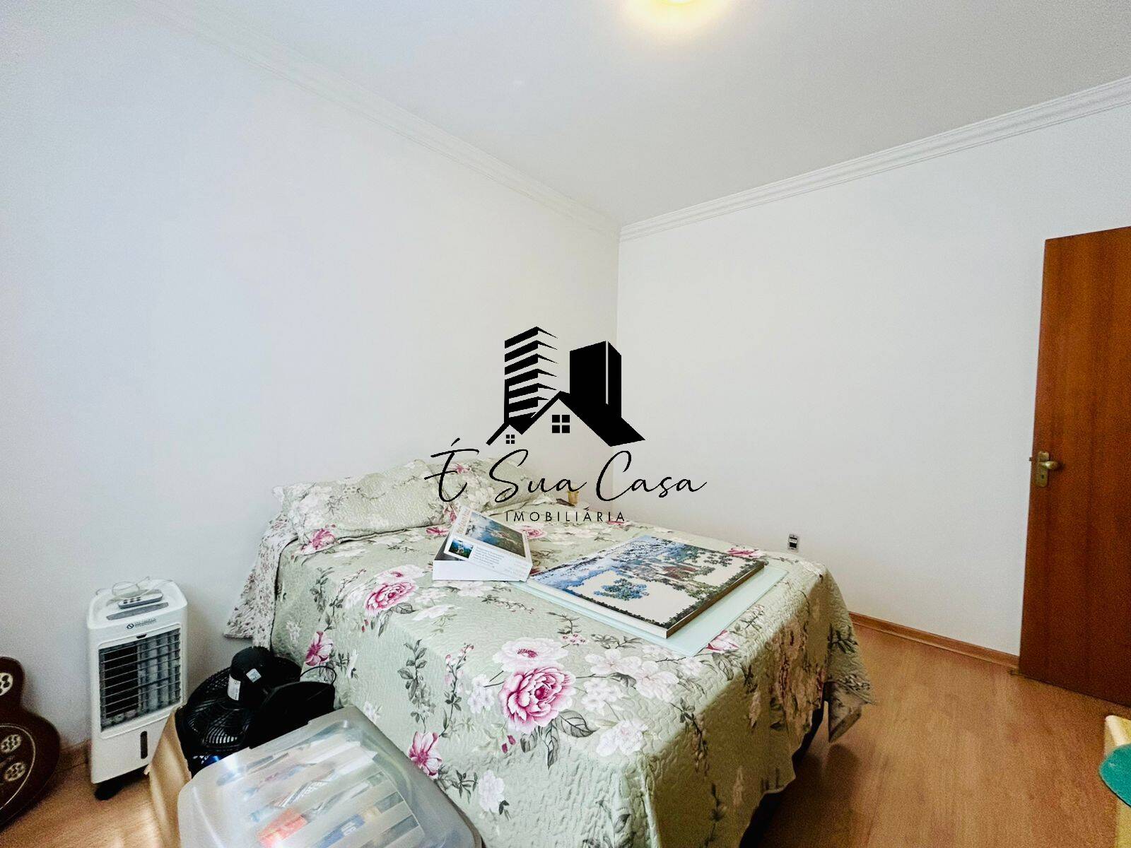 Apartamento à venda com 3 quartos, 83m² - Foto 2