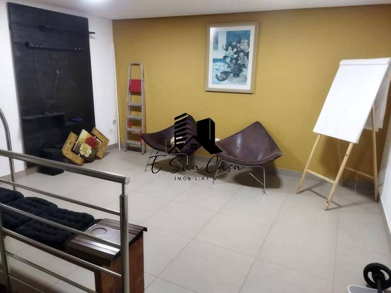 Casa à venda com 3 quartos, 200m² - Foto 15