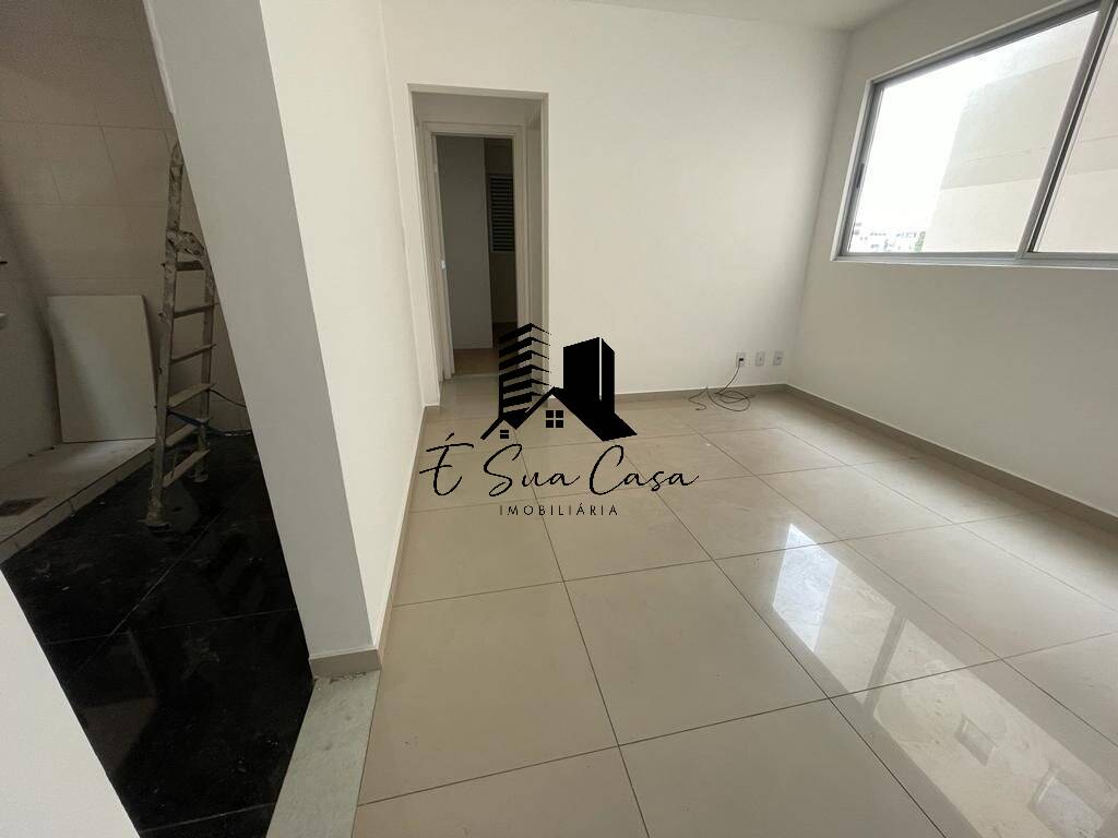 Apartamento à venda com 2 quartos, 61m² - Foto 2