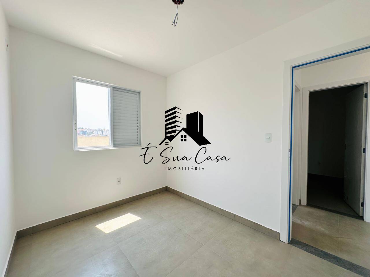 Apartamento à venda com 2 quartos, 100m² - Foto 12