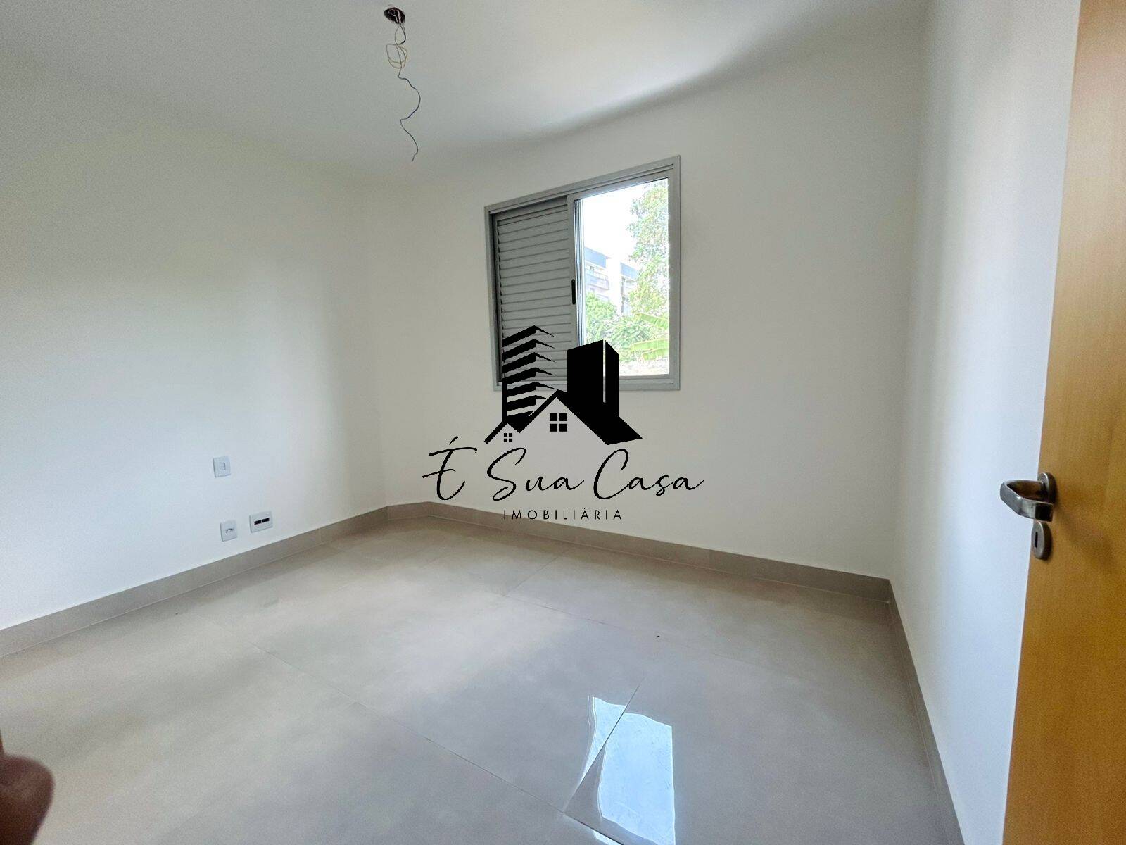 Apartamento à venda com 3 quartos, 184m² - Foto 19