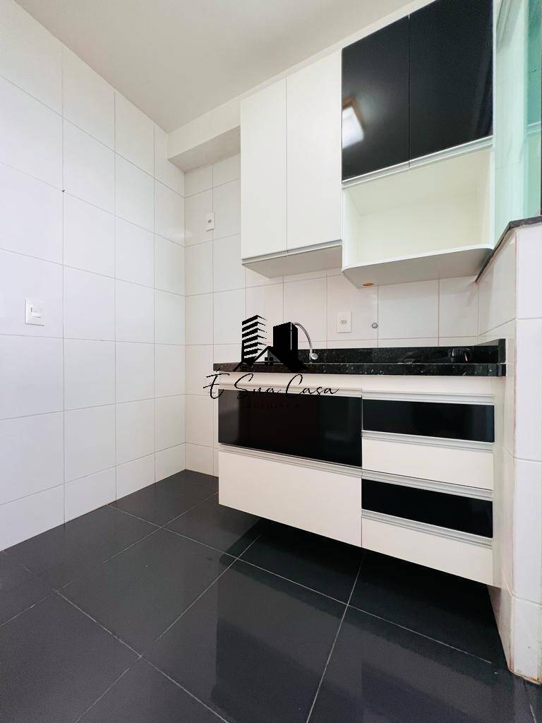 Apartamento à venda com 3 quartos, 80m² - Foto 4