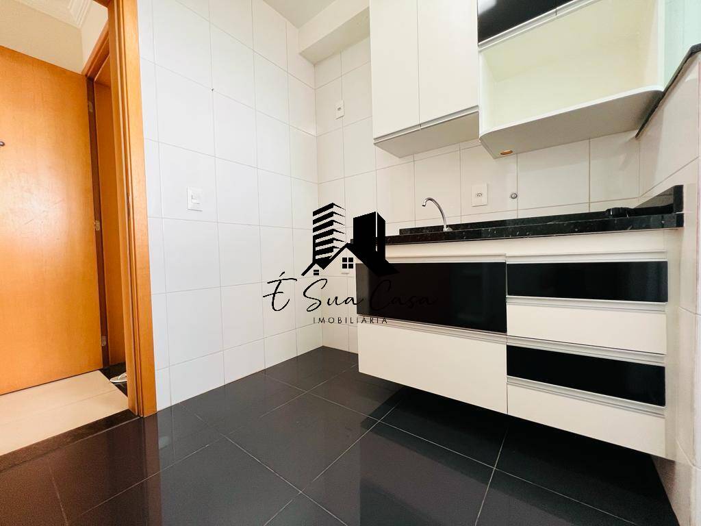 Apartamento à venda com 3 quartos, 80m² - Foto 3